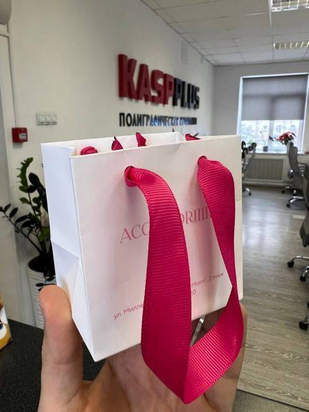 Пакет из дизайнерской бумаги